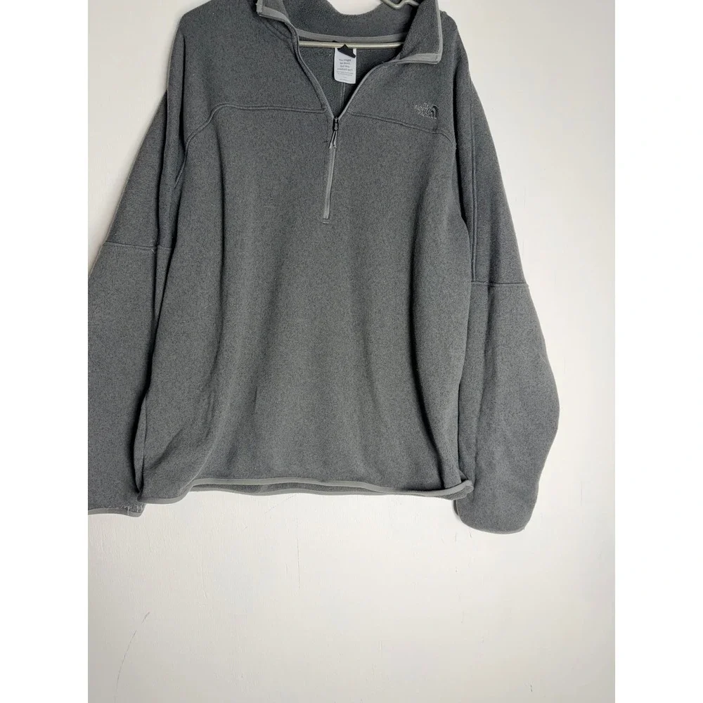 The North Face Mens XXL Grey Circular Design Quarter Zip Fleece Pullover Sweater